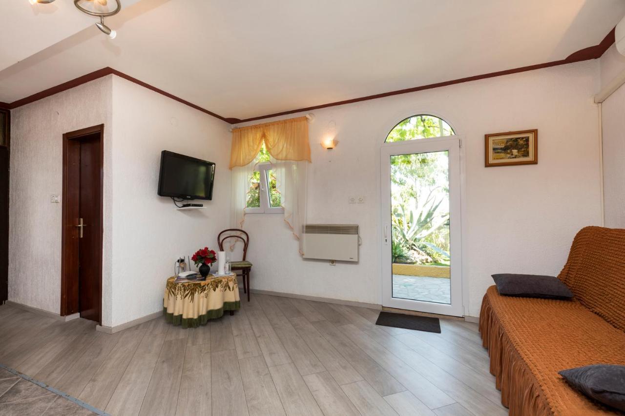 Apartman Maya Мали-Лошинь Экстерьер фото